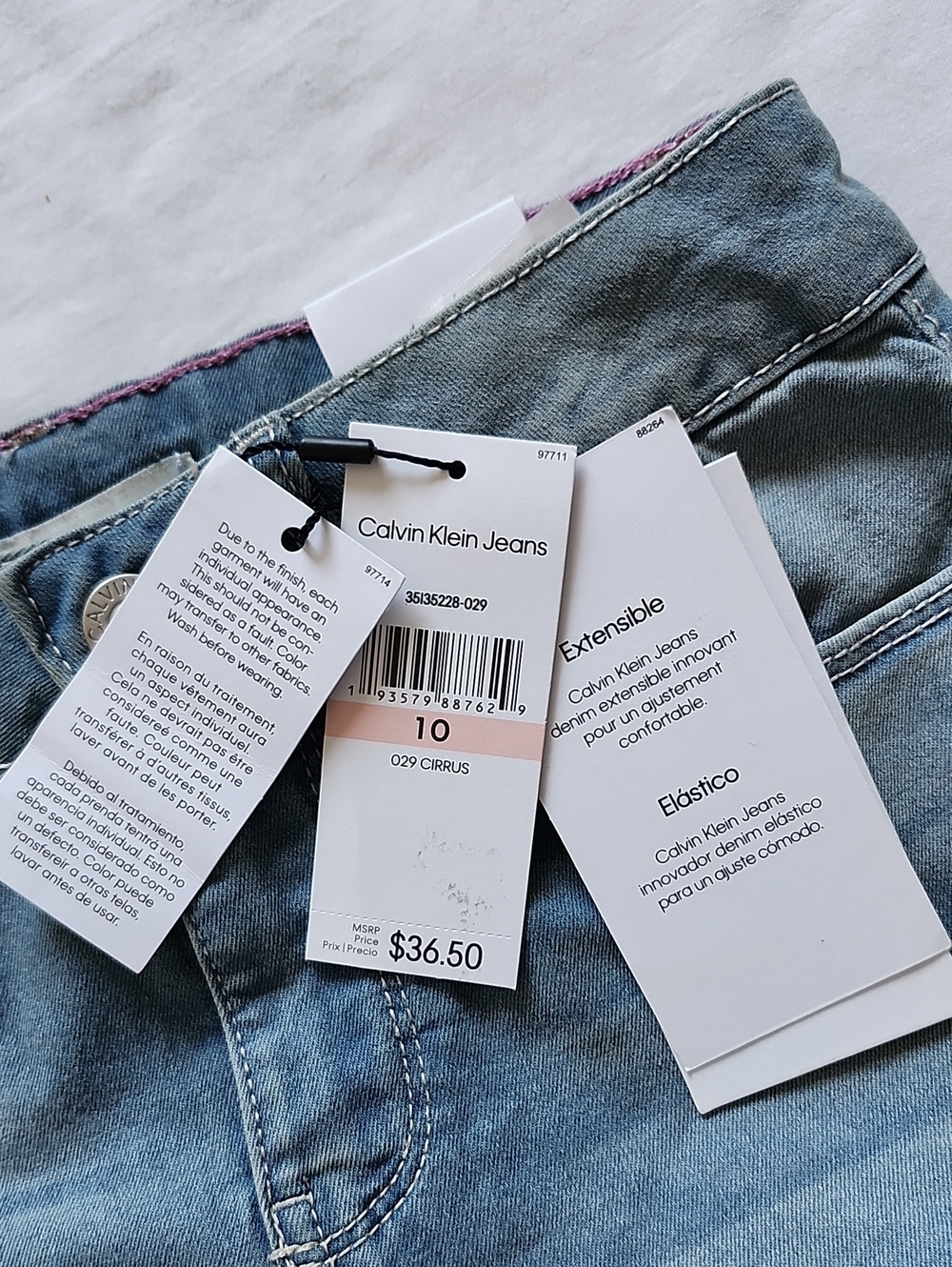 Calvin Klein Girls Mid Rise Bermuda Denim Shorts Medium Wash Size 10 NWT - Picture 14 of 15